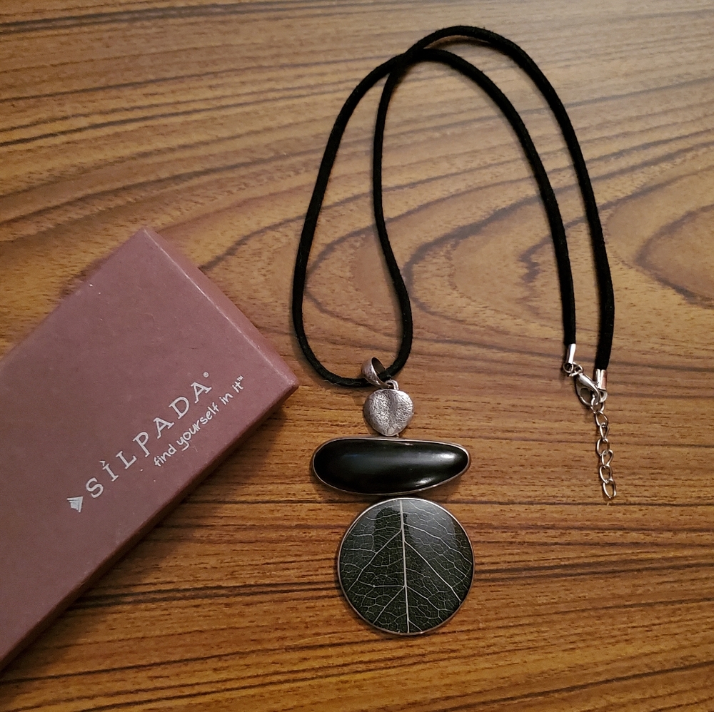 Retired Silpada 925 black ebony wood & resin necklace - Picture 3 of 8
